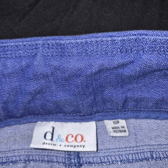 Stylish Blue Denim Pants - Picture 4 of 4